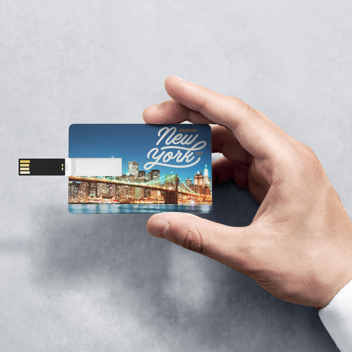 Memoria USB Sondy 16GB De diseño ultraplano, mecanismo plegable y especialmente diseñada para marcaje a todo color en digital. Memorias usb tpo tarjetas promocionales personalizadas. Regalos de empresa y corporativos personalizados
