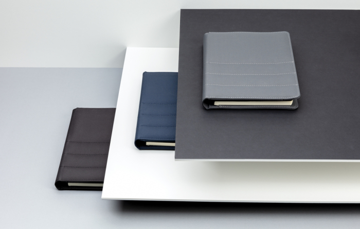 Carpeta Impact AWARE ™ RPET A5. Blocs de notas A5 elegantes promocionales personalizados. Regalos de empresa y corporativos personalizados.