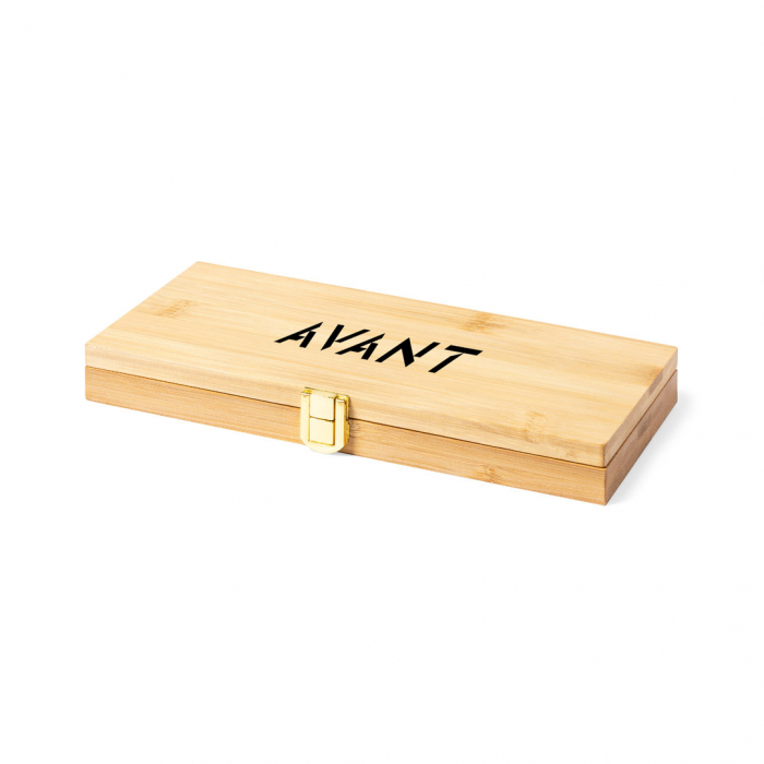 Set Herramientas Raylok de línea nature, presentado en resistente caja de bambú con cierre metálico. Sets herramientas promocionales personalizadas. Regalos de empresa y corporativos personalizados