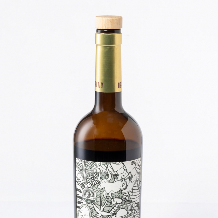 Tapón Filden reutilizable para botella, con parte superior en madera natural y parte inferior hermética. Tapones botellas promocionales personalizados.