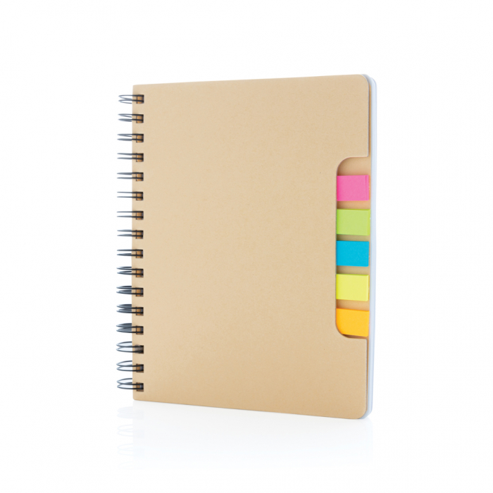 Libreta espiral A5 Kraft con notas adhesivas. Cuadernos A5 con diferentes notas adhesivas promocionales personalizados. Regalos de empresa y corporativos personalizados.