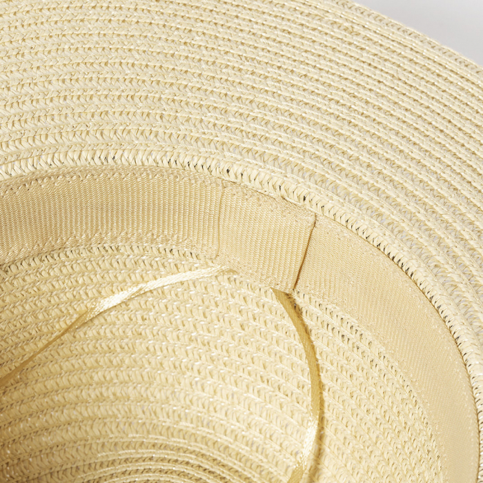 Sombrero Teilor de ala ancha y alta calidad en material sintético, con acabado natural. Sombreros ajustables veraniegos promocionales personalizados. Regalos de empresa y corporativos personalizados.