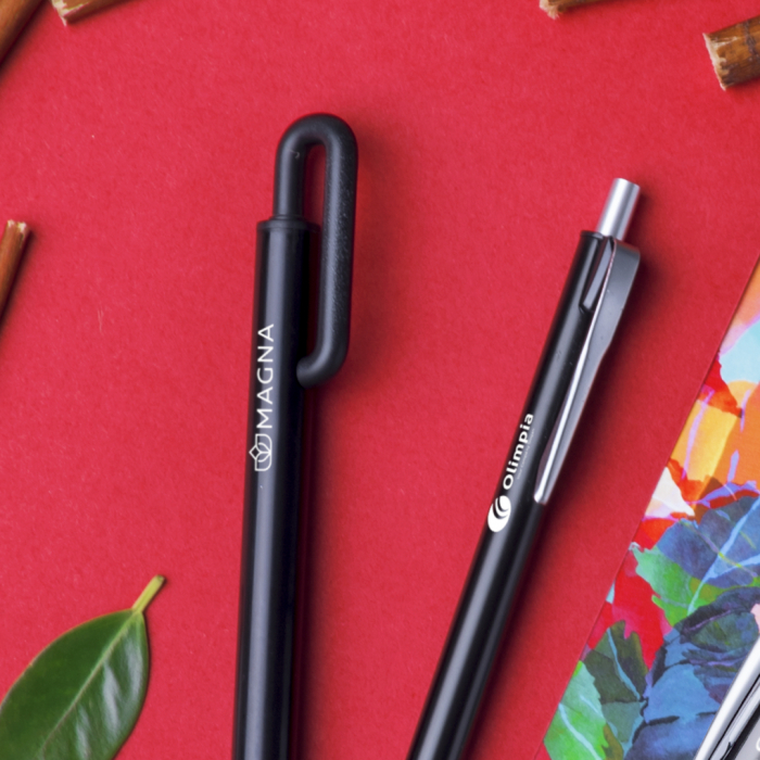 Bolígrafo Xenik con cuerpo acabado en aluminio de colores brillantes. Bolígrafos metálicos promocionales personalizados. Regalos de empresa y corporativos personalizados