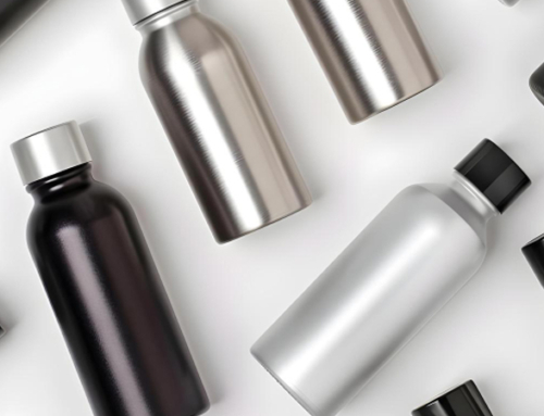 Botellas personalizadas para empresas: ¿Plástico, aluminio o acero inoxidable? Guía para elegir el material ideal