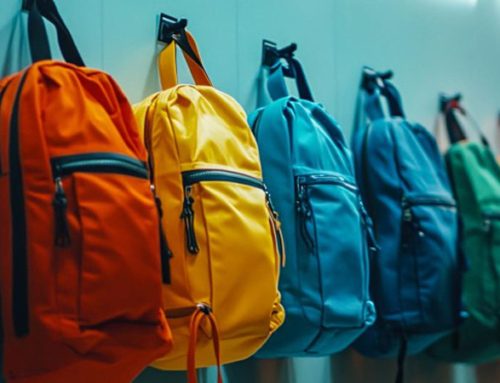 Mochilas con logo: El regalo corporativo de Navidad que une utilidad, estilo y visibilidad de marca
